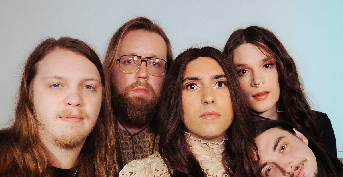 Rainbow Kitten Surprise (US) Fource Fource Entertainment