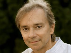 Kulturní a kreativní centrum Ostrov - RICHARD PACHMAN – RECITÁL