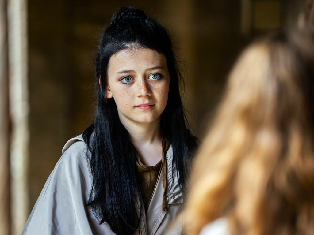 Kulturní a kreativní centrum Ostrov - ZROZENÍ ALCHYMISTKY - obr. 2