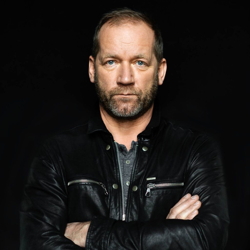 Kulturní a kreativní centrum Ostrov - David Koller – TOUR JARO 2026 - obr. 1