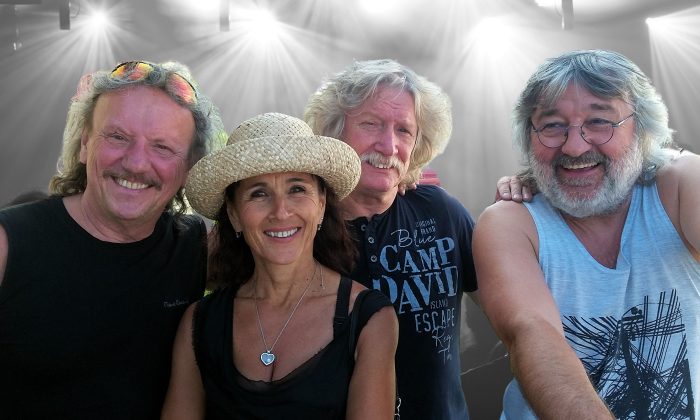 Nezmaři propagační foto