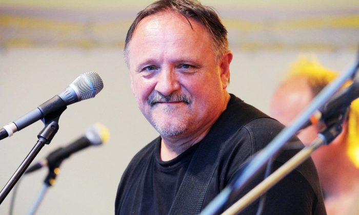 CREATOR: gd-jpeg v1.0 (using IJG JPEG v62), quality = 85