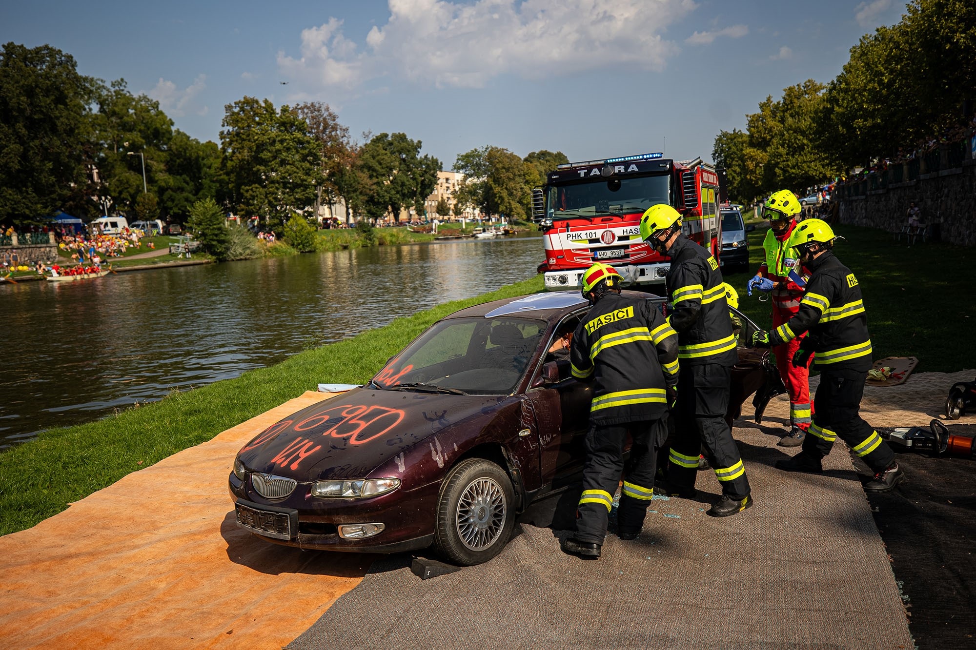 80 years of the fire brigade in Hradec